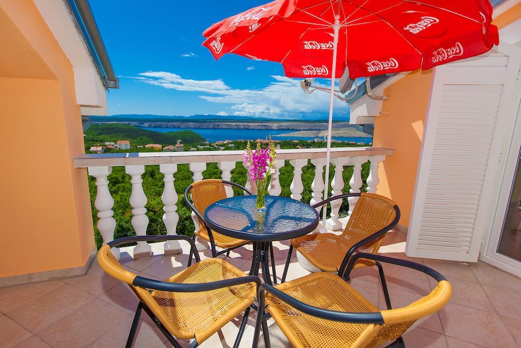 Apartments Villa Americana Jadranovo Ruang foto